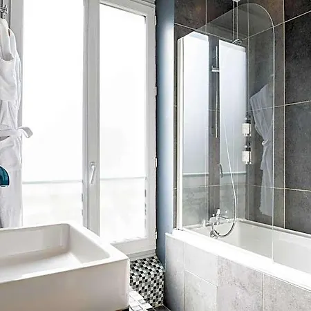 Bassano 4* Paris