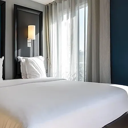 Hotel Bassano Paris