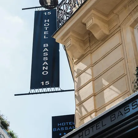 Hotel Bassano Parijs