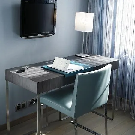 Bassano Hotel Paris