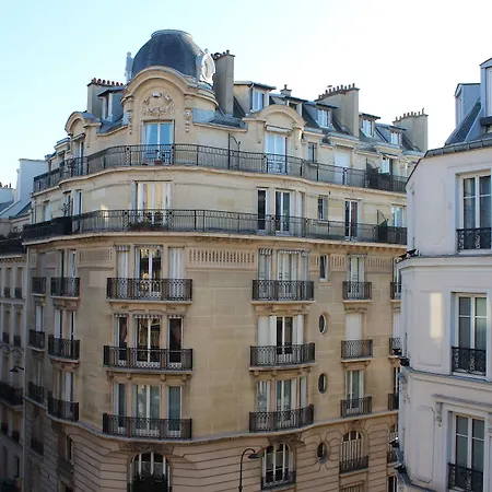 Bassano 4* Paris